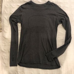 Lululemon swiftly tech top size 10